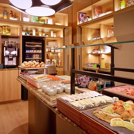 Adina Geneva Hotel 4*